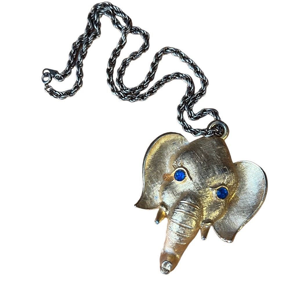 Rare Large Gold Tone Elephant Head With Blue Stone Sapphires? Eyes & Gold Chain